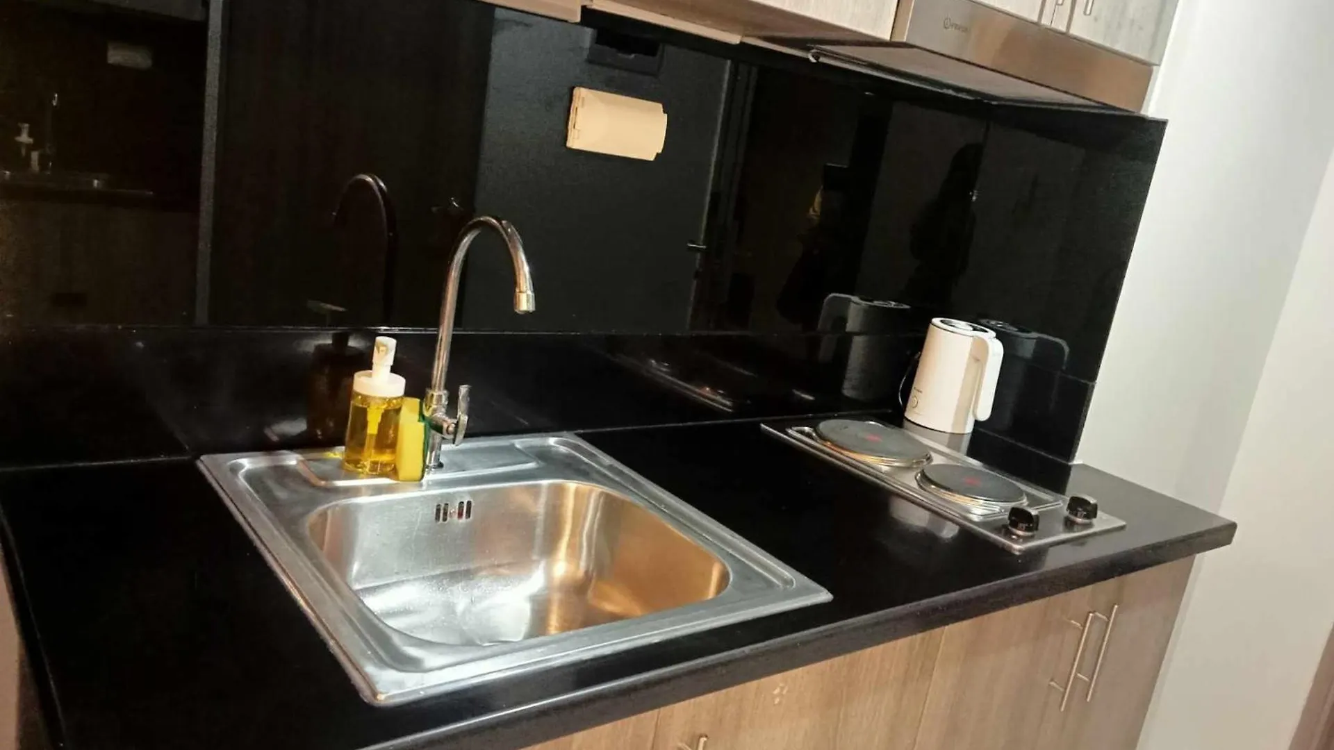 Lägenhetshotell Homefort At Shore Residences Pasay