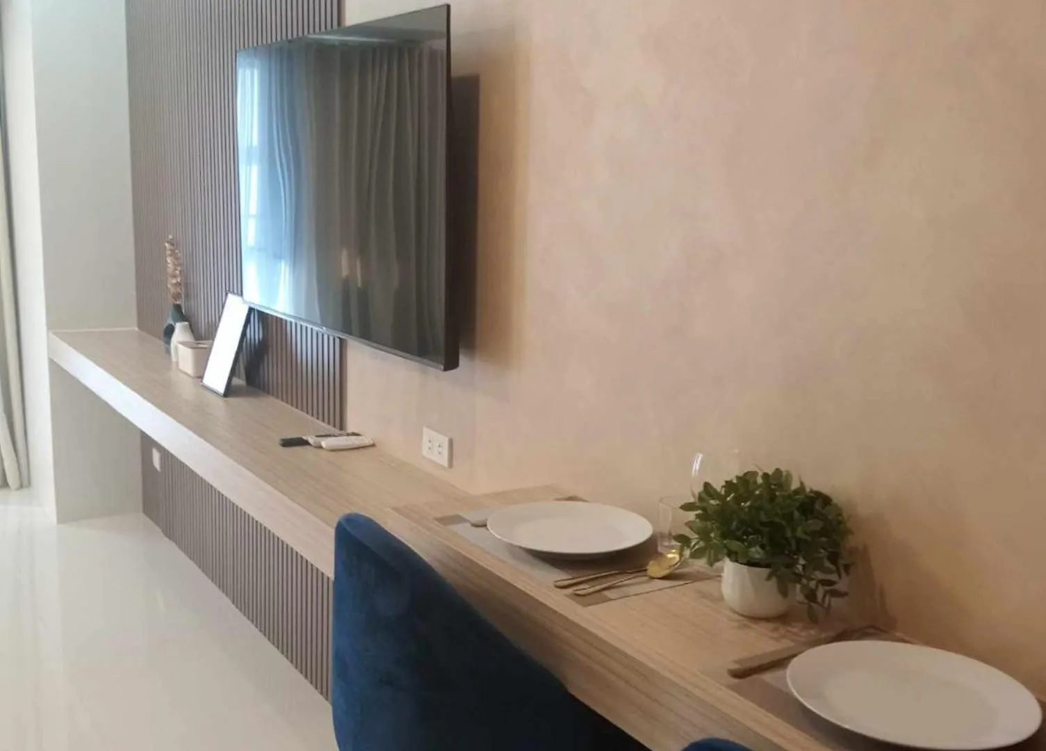 Homefort At Shore Residences Pasay 0*,