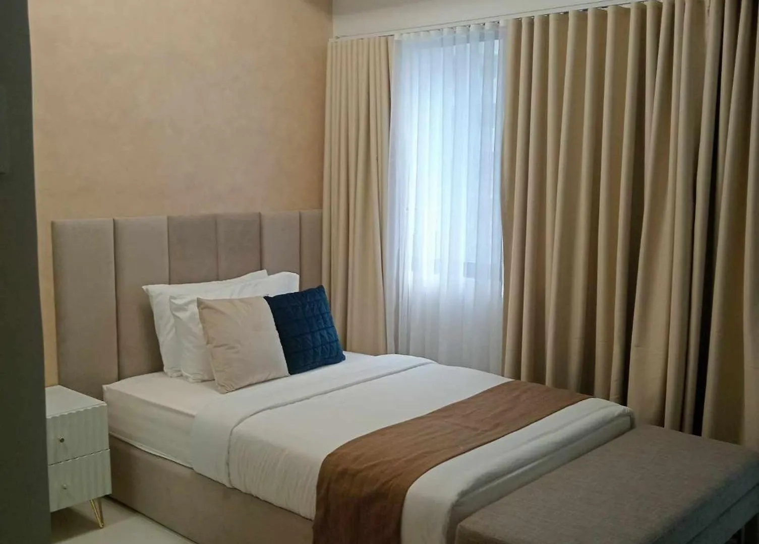 Aparthotel Homefort At Shore Residences Pasay